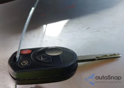 2014 Ford Escape S z USA, uszkodzony, nr VIN 1FMCU0F71EUE34087